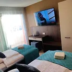 Panorama Sea View Апартаменти *