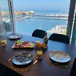 Panorama Sea View Апартаменти *
