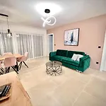Апартаменти Panorama Sea View
