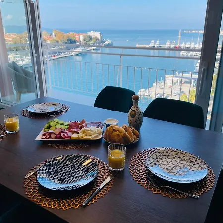 Panorama Sea View Apartman *