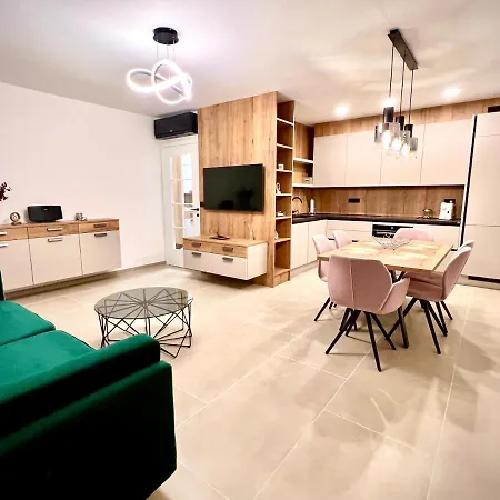 Panorama Sea View Apartman Zára